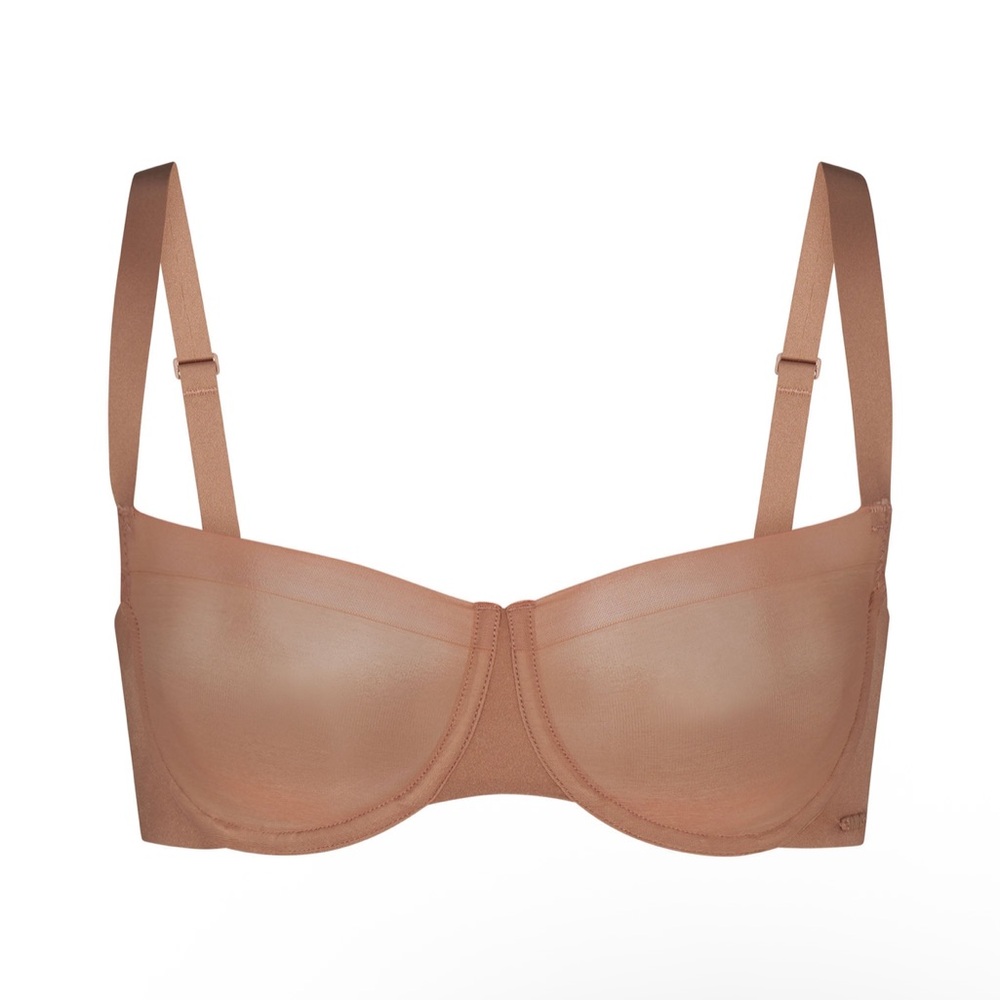 SKIMS No-show Molded Unlined Balconette Bra - 34D - NWT - Sienna color